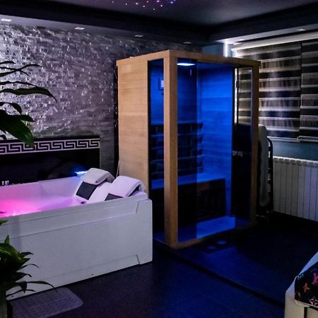Spa Apartment Belgrado Esterno foto